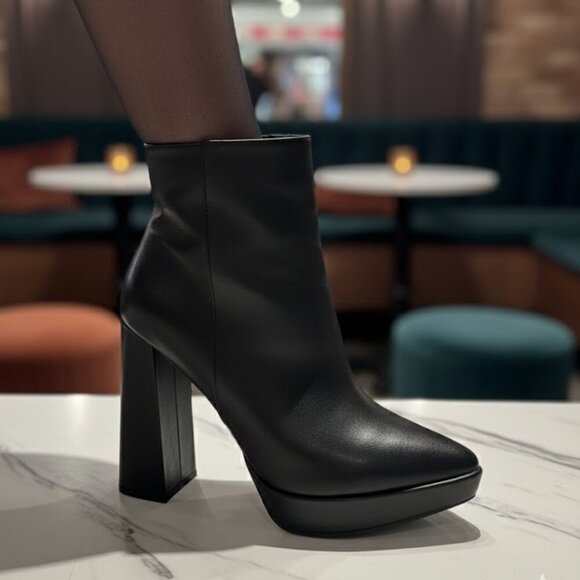BAMBOO Shoes - NWT PAZZLE Black Platform Ankle Booties | 5" Block Heel | Pointed Toe